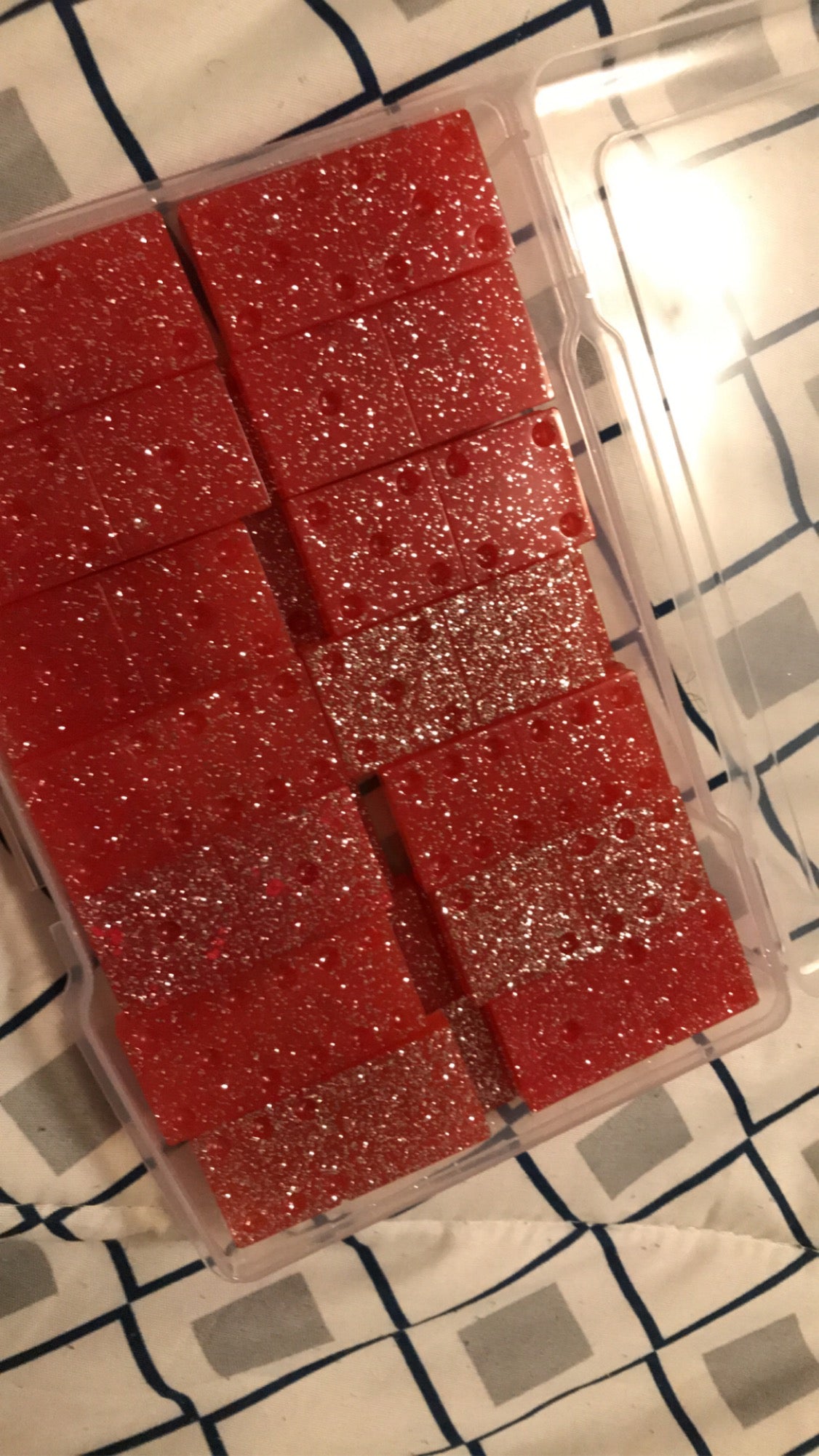 Red Dominoes